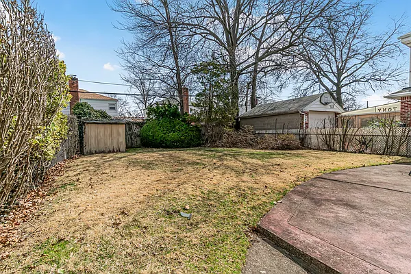 Sold by Prime Realty | media 22