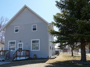 216 3rd Ave N, Crookston, MN 56716