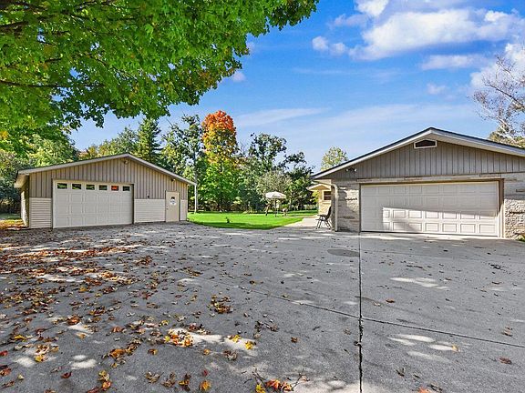 4th image of 33733 Academy ROAD