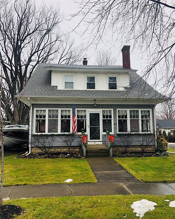1st image of 8 Pershing Ave
