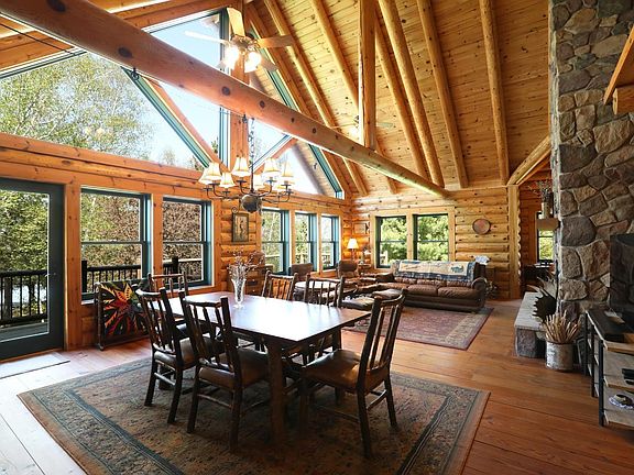 5th image of 2113 Birch Point Rd