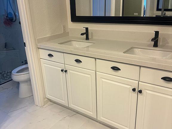Master Bathroom sinks