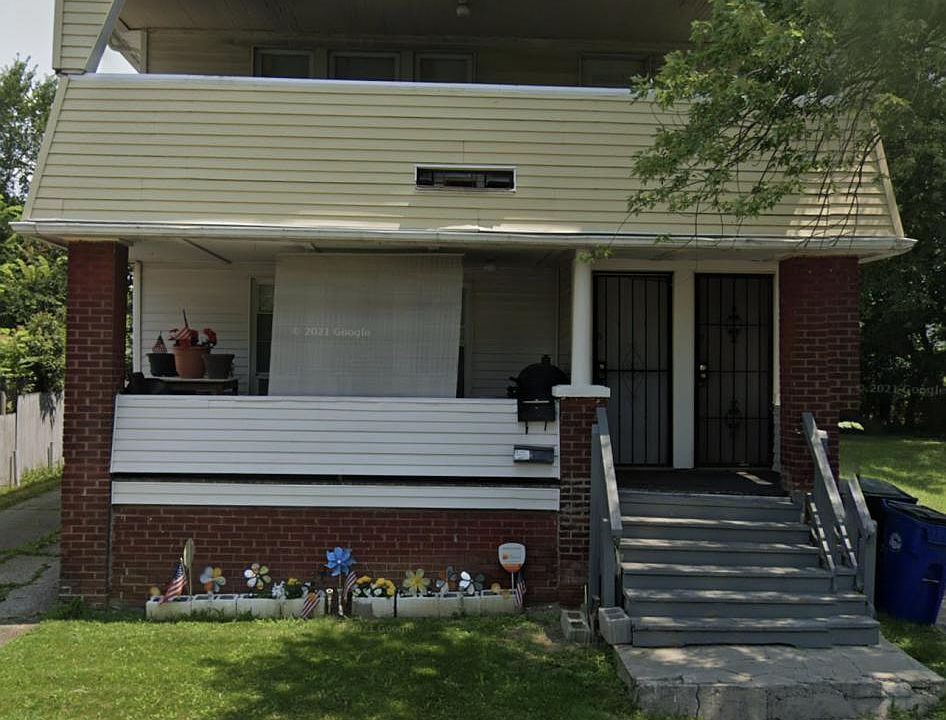 1st image of 3717 E 143rd St