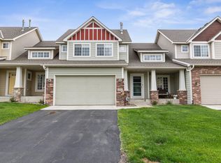21312 Hytrail Cir, Lakeville, MN 55044