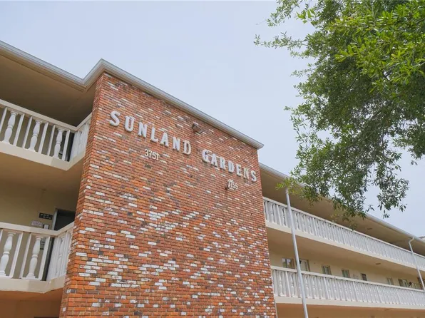 3755 S School Ave APT 37, Sarasota, FL 34239