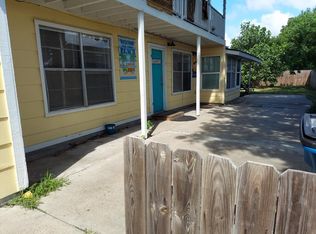 620 S Young St #1, Rockport, TX 78382