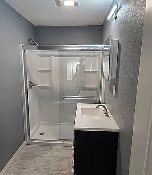 723 SW 45th St — Photo 7