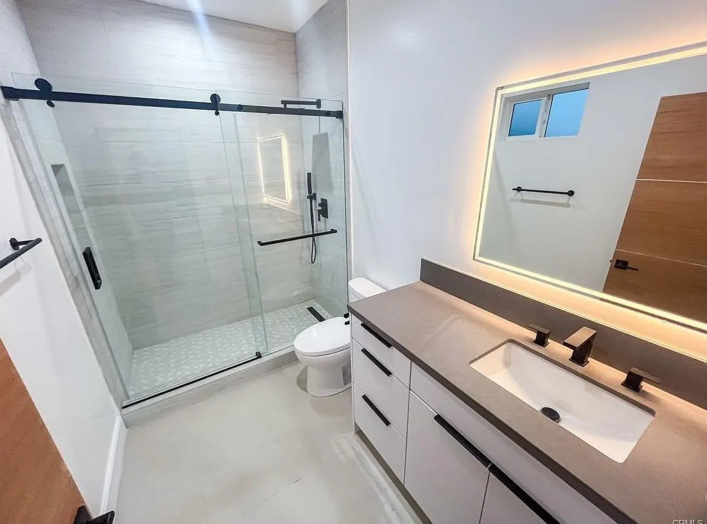 4 bed, 4.5 bath, 1668 sqft, $4,350 — Photo 4