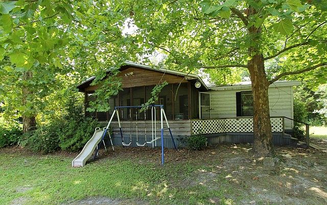 1st image of 12 Tyner Dr