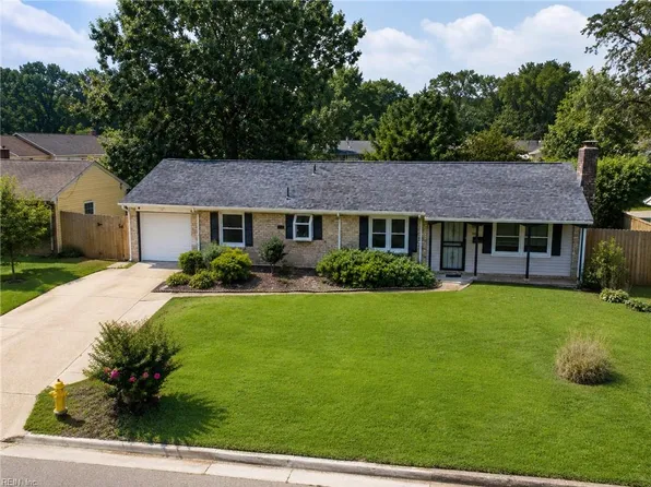 3809 Concord Bridge Rd, Virginia Beach, VA 23452