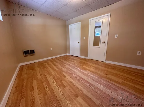 (undisclosed Address), Boston, MA 02113