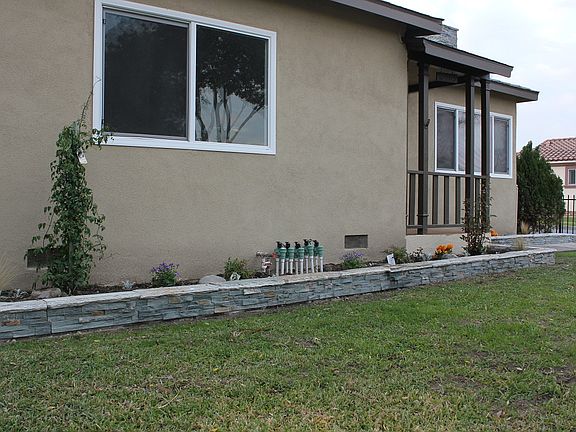 3rd image of 10405 San Vincente Ave