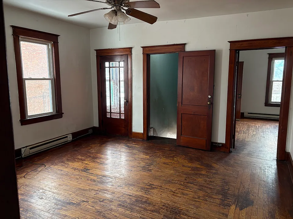 15 Jay St #2