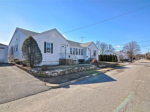 2nd image of 52 Vale Ave