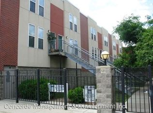 121 Centennial Mall S APT 08, Lincoln, NE 68508
