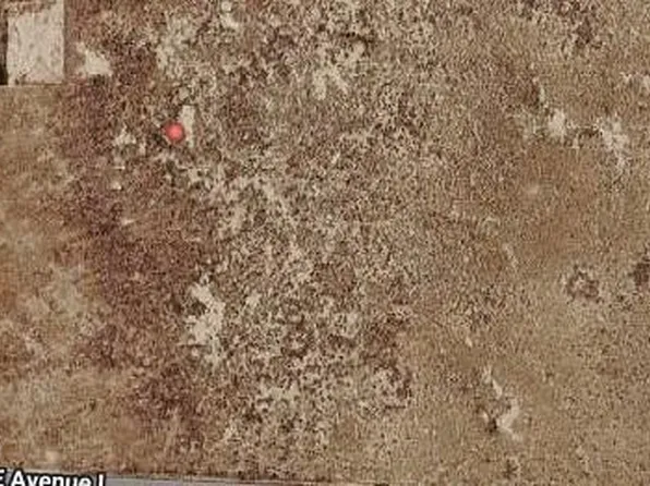 E Avenue H #12, Lancaster, CA 93535