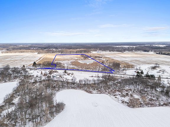 2nd image of 9835 Belding Rd NE