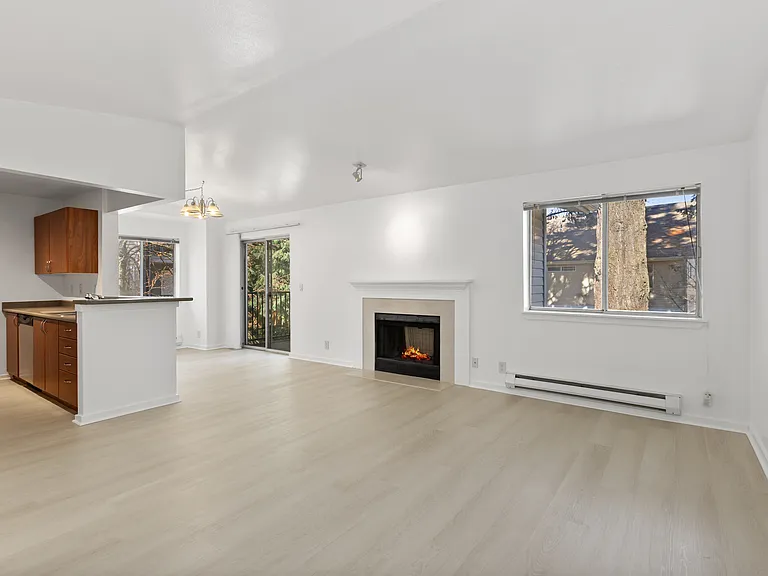 15415 35th Ave W #C301 — Photo 5