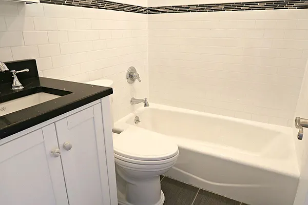 Rented by Level Group | media 13