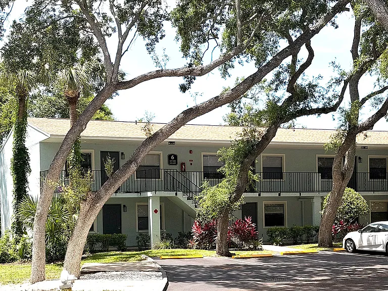 The Apartments at Oak Creek — Photo 1