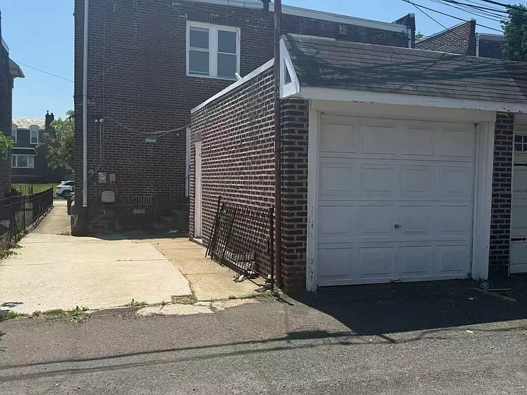 3127 Guilford St — Photo 4