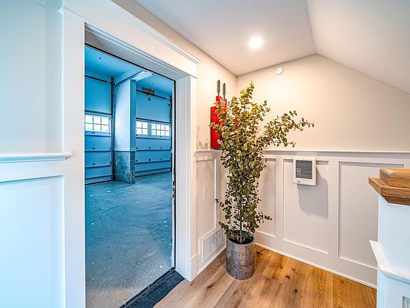 4th image of 1357 Asbury Ave #2
