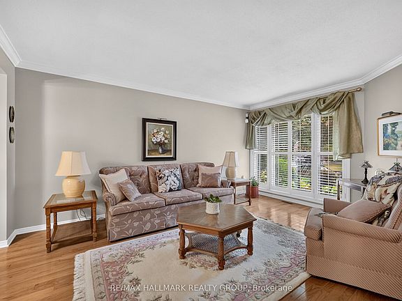 4th image of 11 Wycliffe St