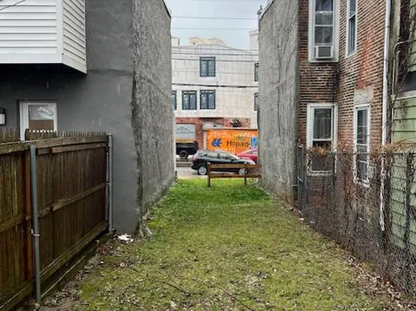 4742 Paschall Ave, Philadelphia, PA 19143