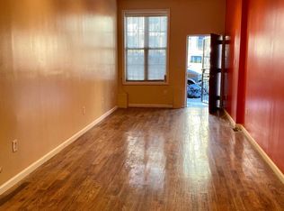 121 Pine St, Brooklyn, NY 11208