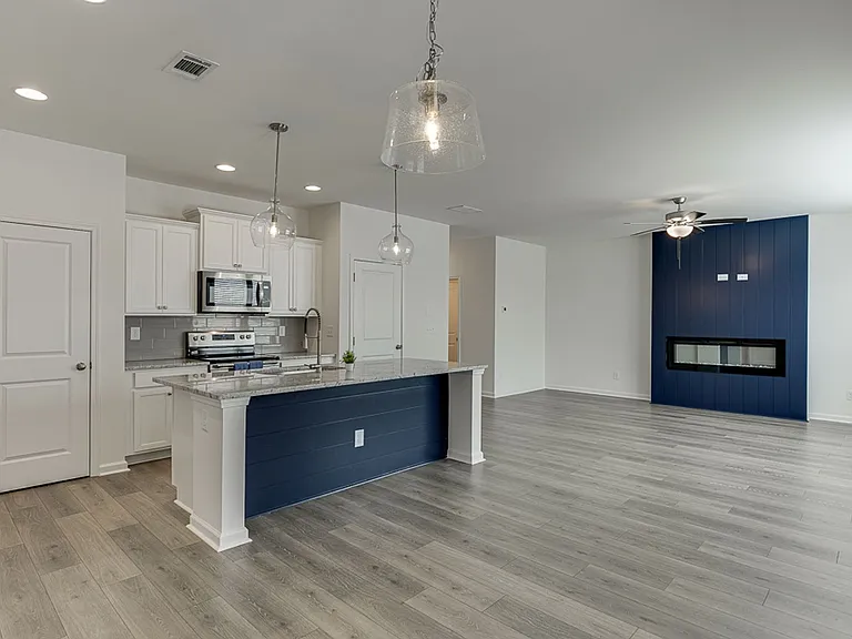 198 Blue Dragon Dr — Photo 15