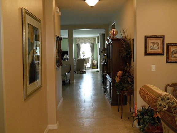 5th image of 11701 Thatcher Ave