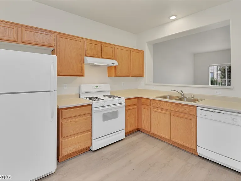 9905 Mustang Creek Way — Photo 5