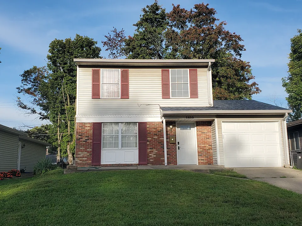 1810 Waynebrook Dr