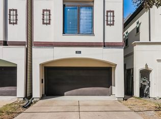 5732A Darling St, Houston, TX 77007