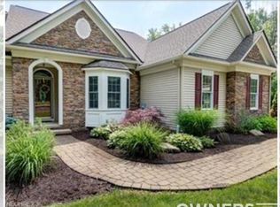 10925 Eden Park Dr, Chardon, OH 44024