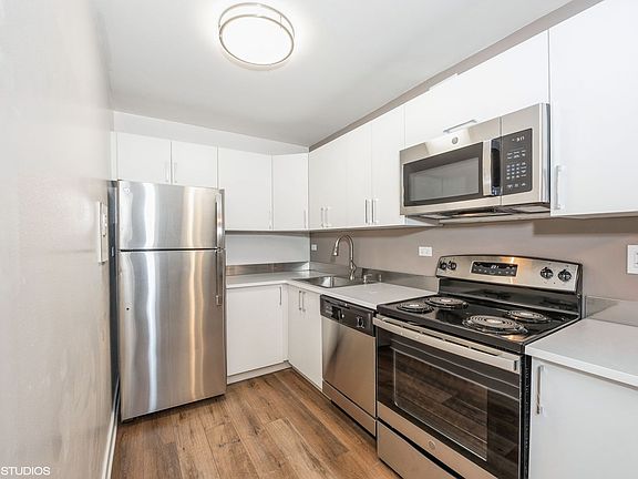 5th image of 1355 N Dearborn St APT 203