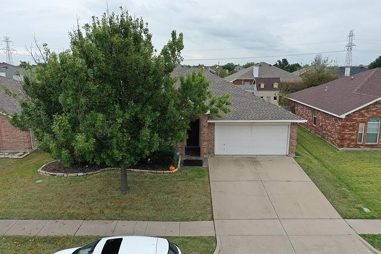 1st image of 1518 Loveland Dr