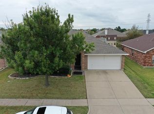 1518 Loveland Dr, Arlington, TX 76018