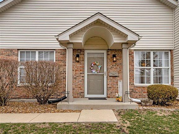 3rd image of 16415 Francis Ct