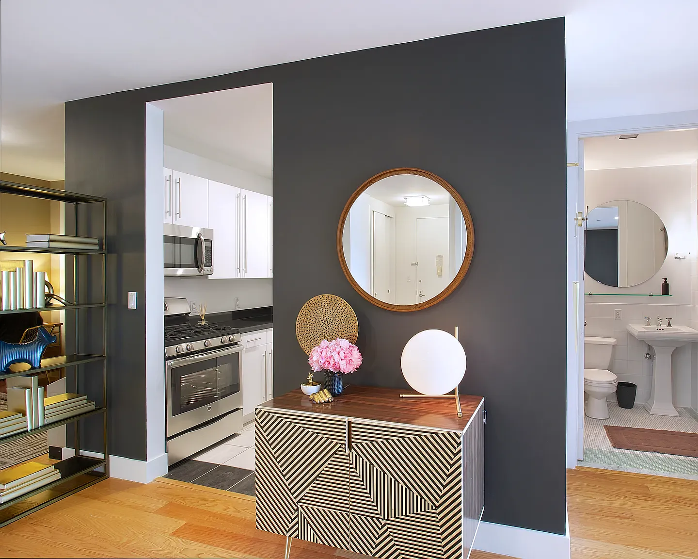 50 Murray Street — Photo 4