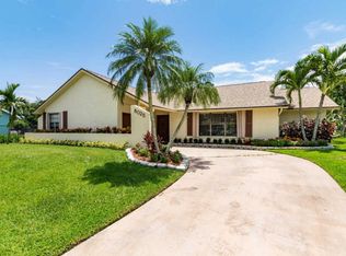 8025 Marshwood Ln, Lake Worth, FL 33467