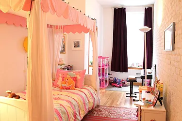 Rented by Level Group