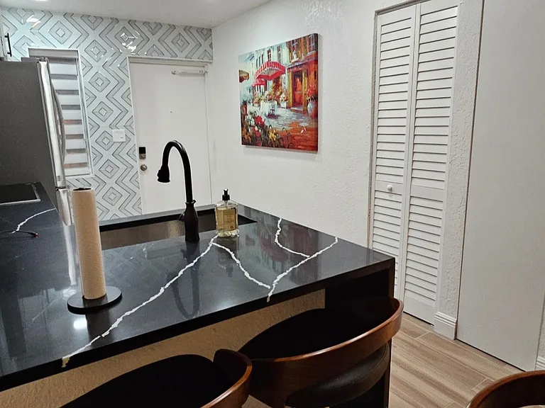 95 NE 41st St #151J — Photo 2