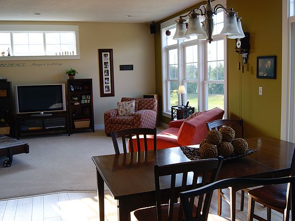 4th image of 4605 Caspian Dr