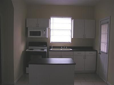 5th image of 712 Kammer Ave