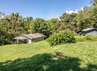 12 Strawflower Ln, Asheville, NC 28806