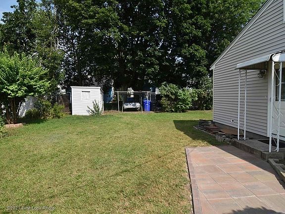 3rd image of 68 Maryland Ave