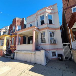 244 46th St, Union City, NJ, 07087