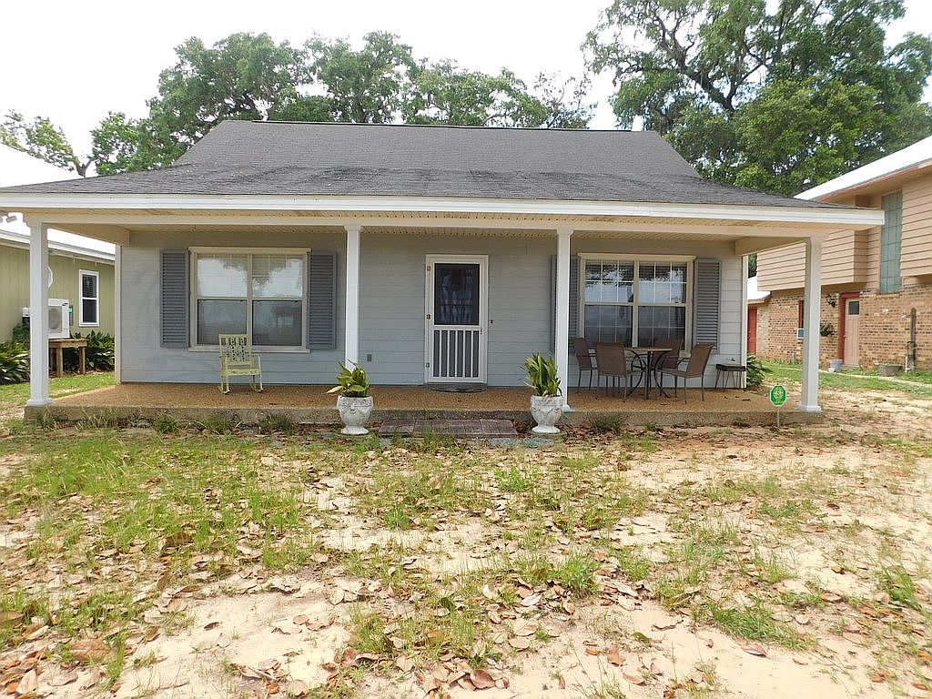 7423 Bay Rd, Mobile, AL 36605 Zillow