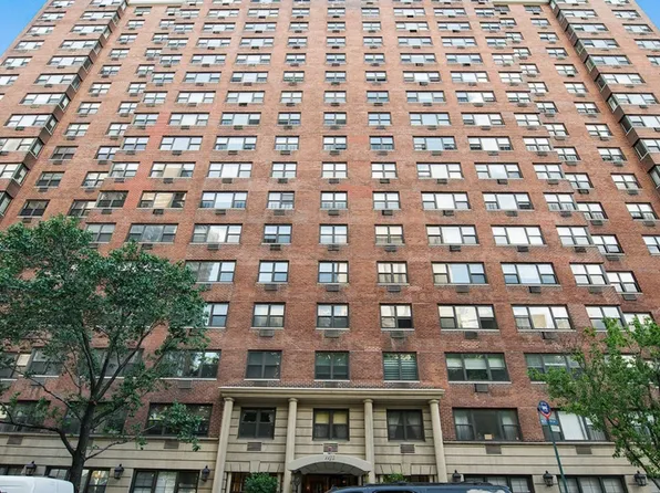 1175 York Avenue image 14 of 15